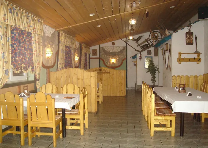 Готель Izumrud Ужгород